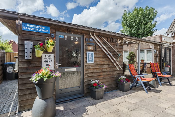 Photo 62 of Bergstraat 15