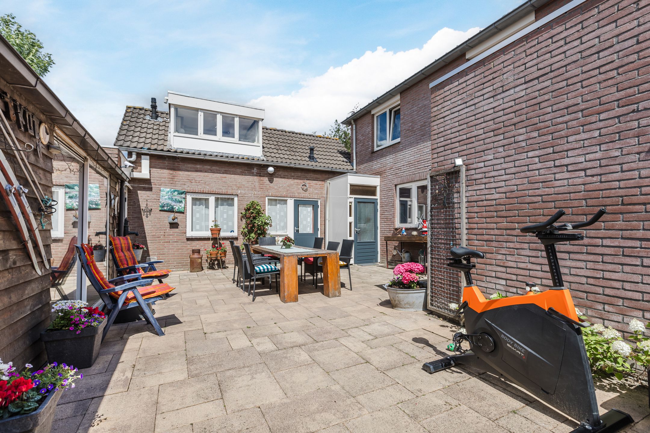 Photo 63 of Bergstraat 15