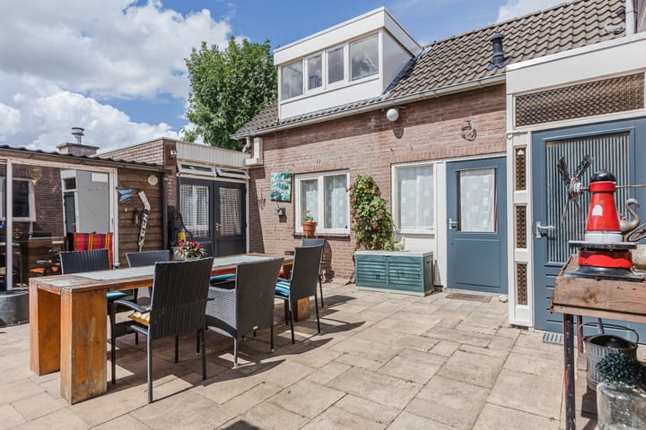 Photo 64 of Bergstraat 15