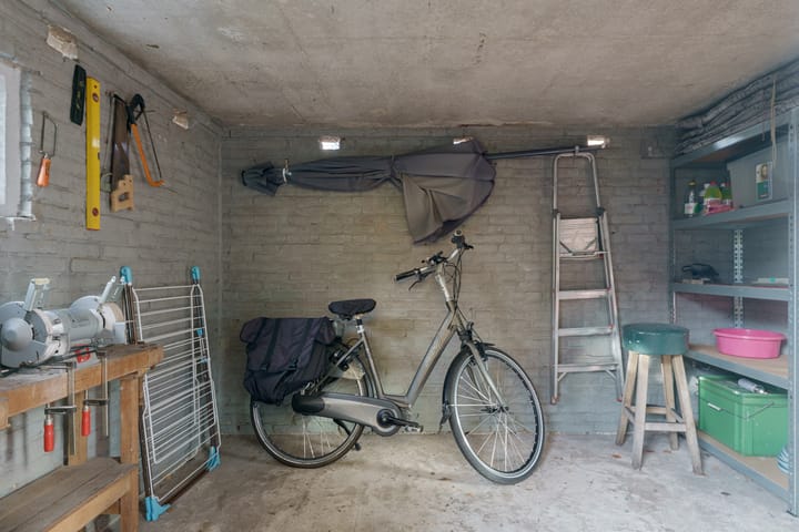 Photo 39 of Anna Paulownalaan 26