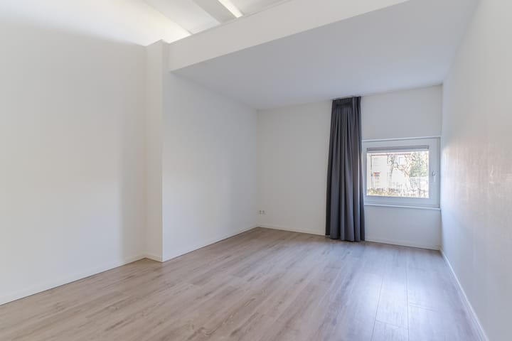 Foto 18 van Mendelssohnlaan 3-F