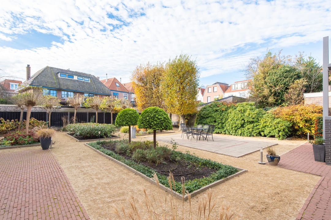 Foto 28 van Nassauplein 11-M