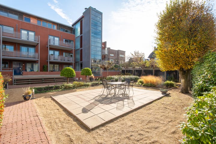 Photo 29 of Nassauplein 11-M