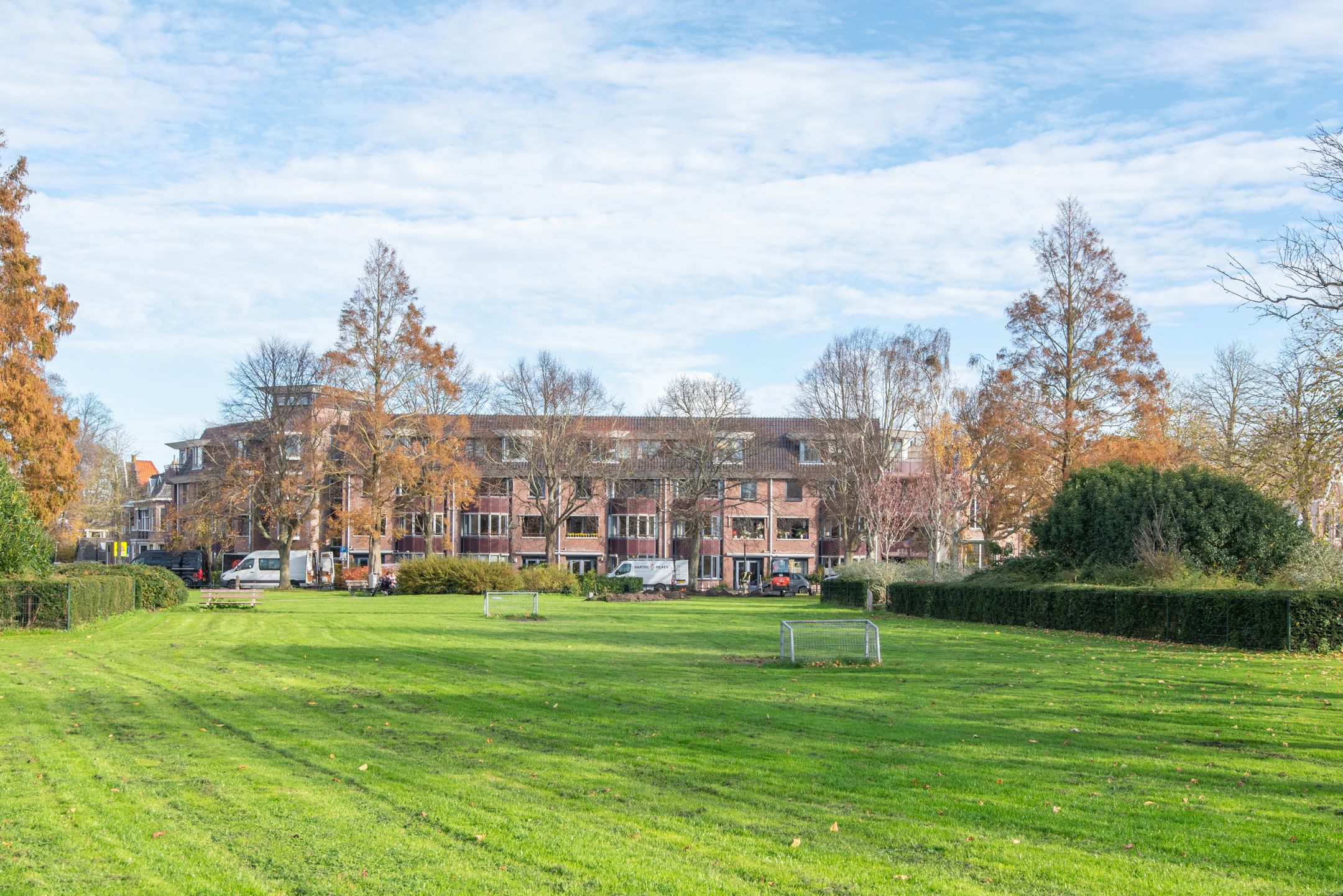 Foto 33 van Nassauplein 11-M