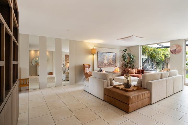 Foto 9 van Meerwedesingel 20