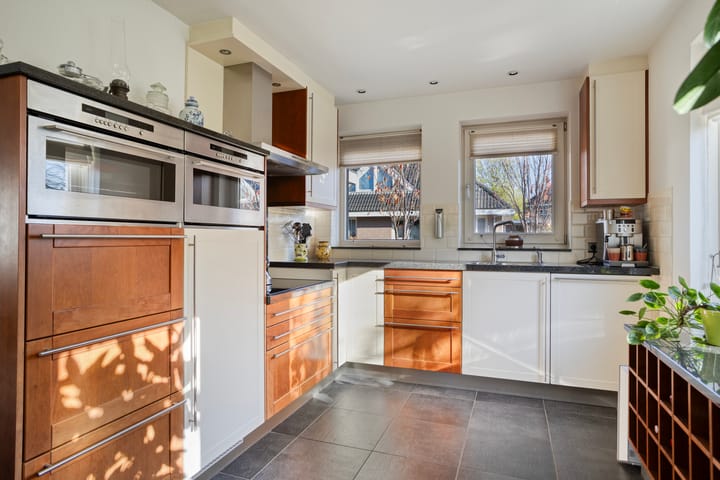 Photo 17 of Dorpswei 18