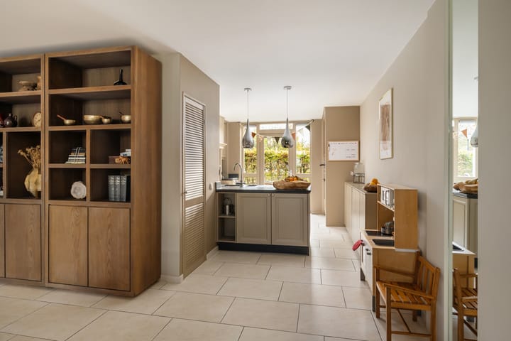 Foto 17 van Meerwedesingel 20