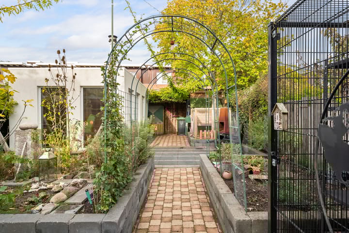 Foto 45 van Meerwedesingel 20