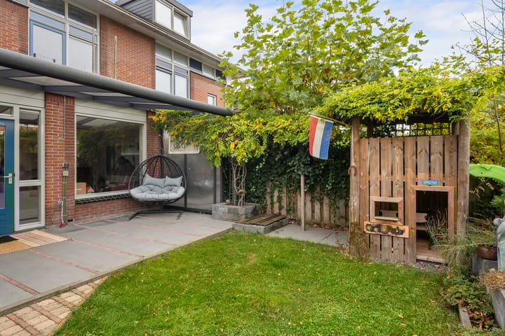 Foto 50 van Meerwedesingel 20