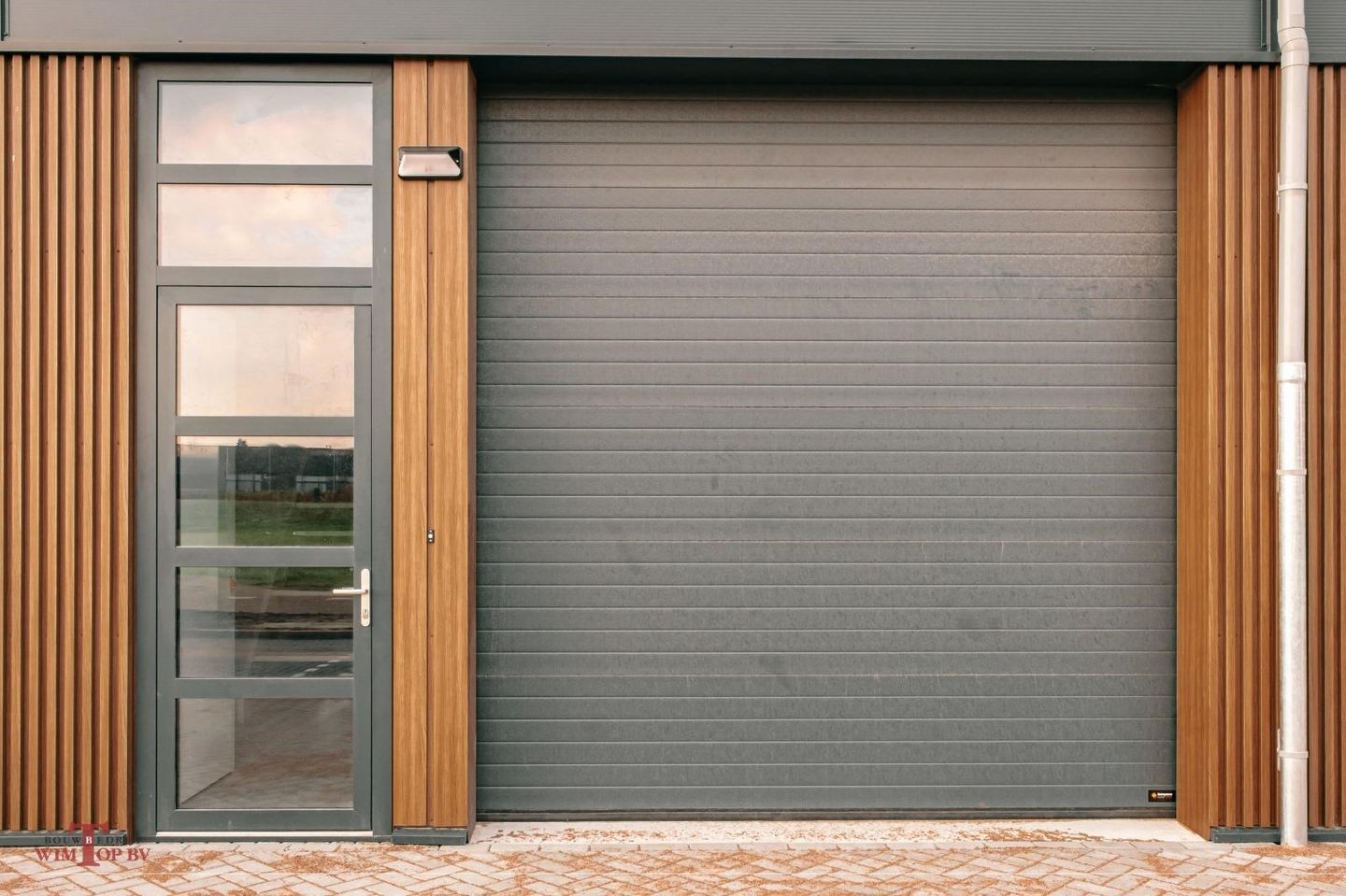 View photo 4 of Weidehek