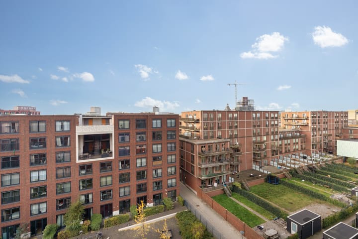 Photo 15 of Welnastraat 559