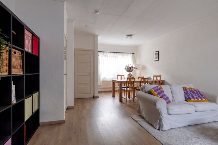 Photo 10 of Pioenroosstraat 10