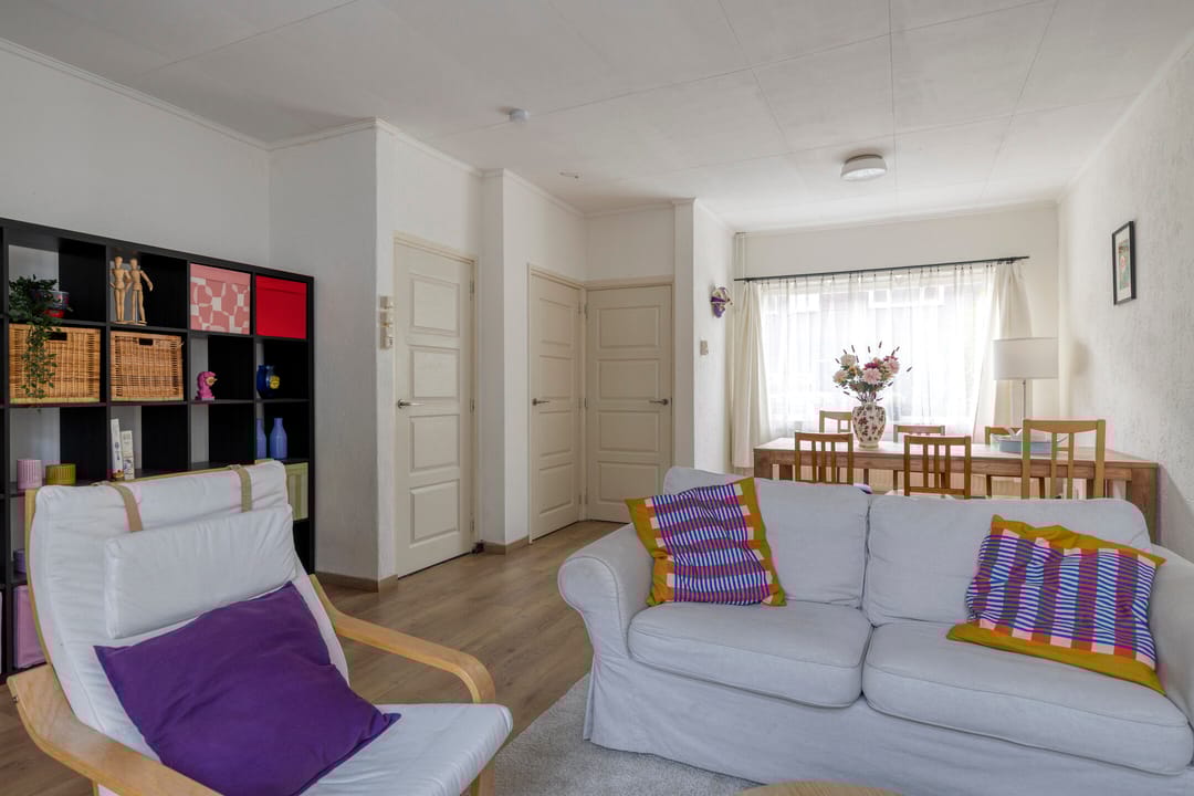 Foto 11 van Pioenroosstraat 10