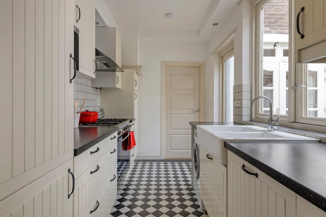 Foto 16 van Pioenroosstraat 10