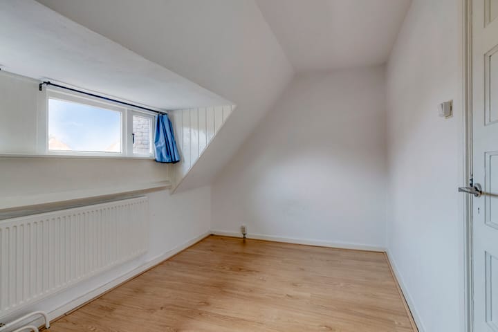 Photo 31 of Pioenroosstraat 10