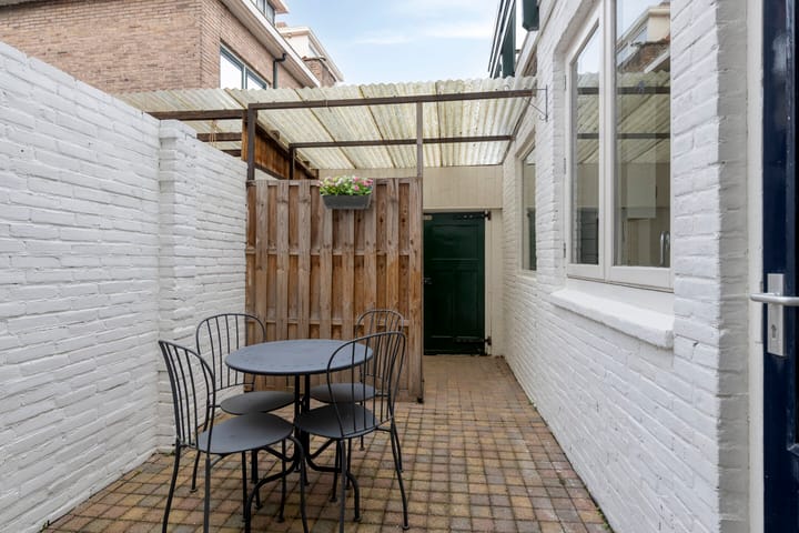 Photo 34 of Pioenroosstraat 10