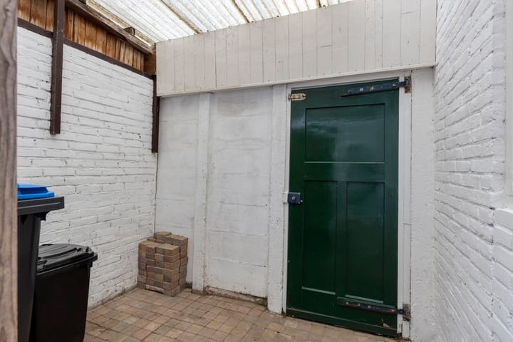 Photo 36 of Pioenroosstraat 10