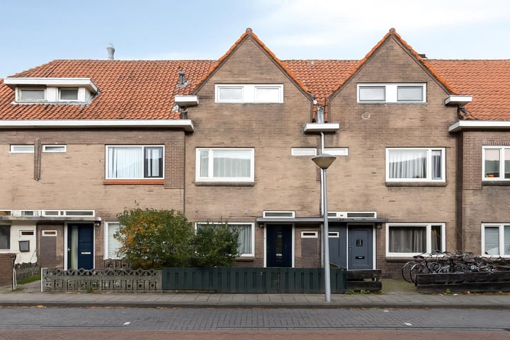 Photo 38 of Pioenroosstraat 10