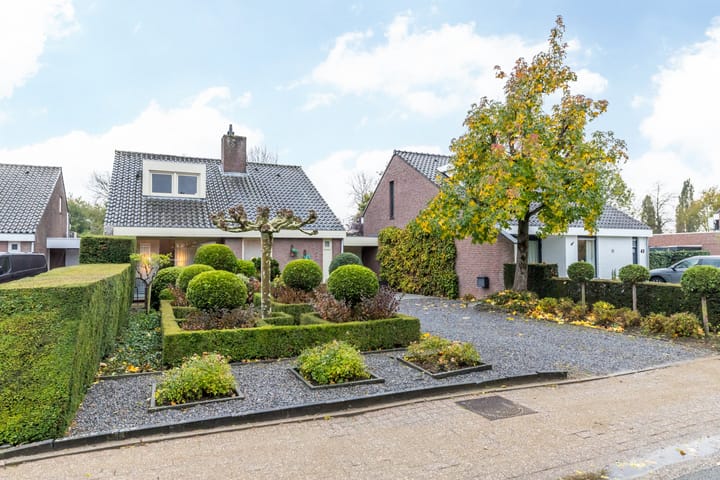 Foto 31 van Burgemeester Van Laarstraat 41