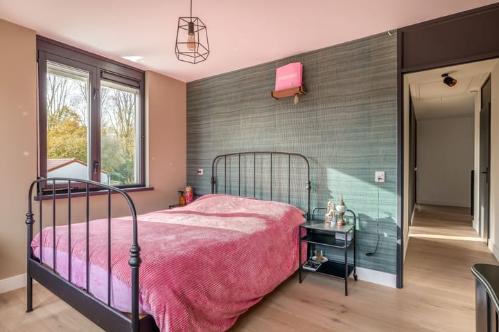 Photo 40 of Mgr. Bekkersplein 5