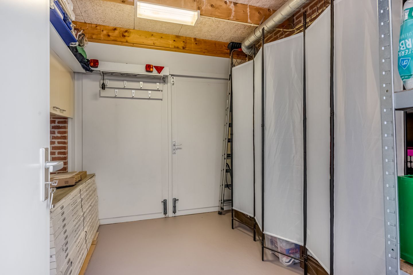 Photo 20 of Dorpsstraat 28-A