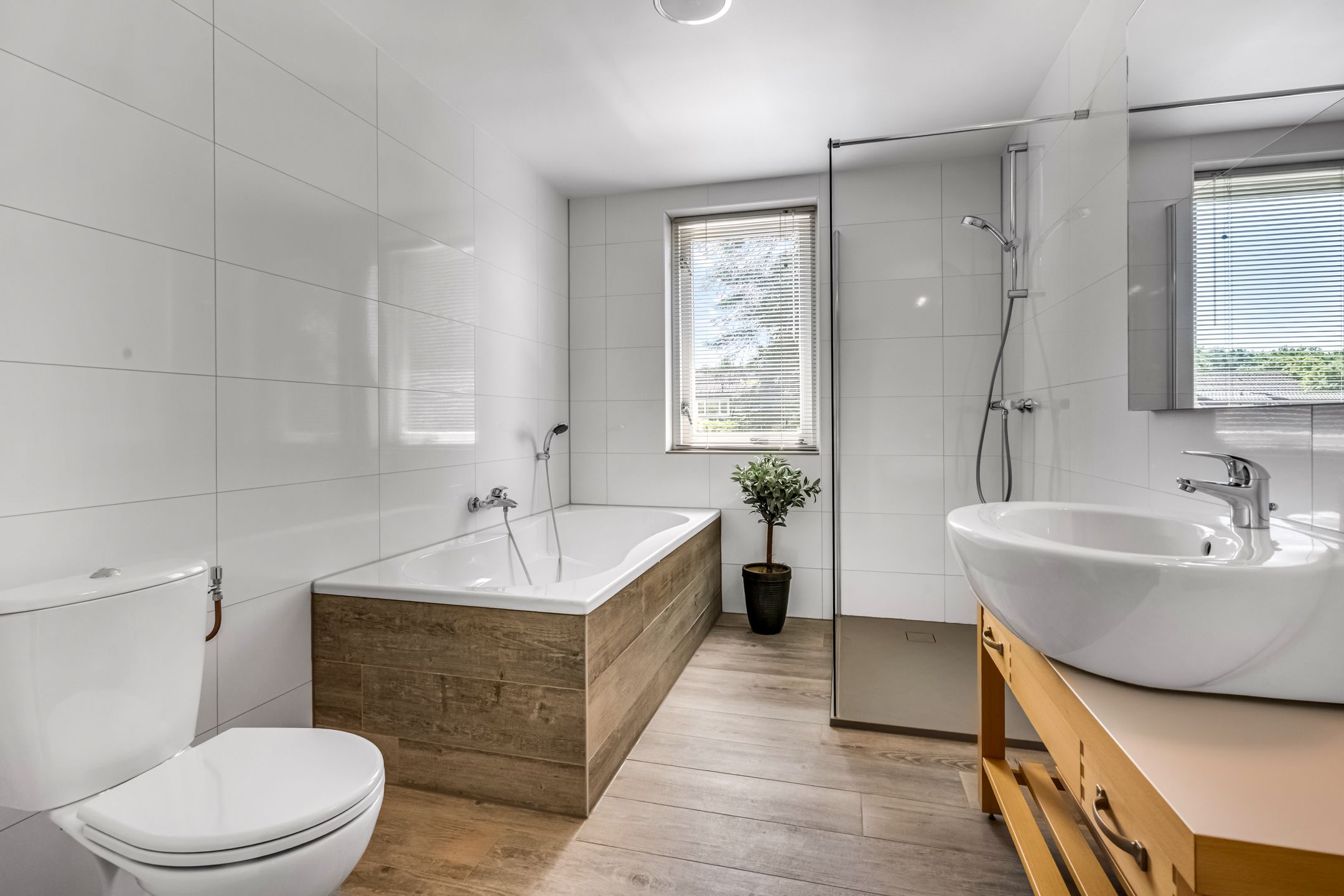 Photo 27 of Dorpsstraat 28-A