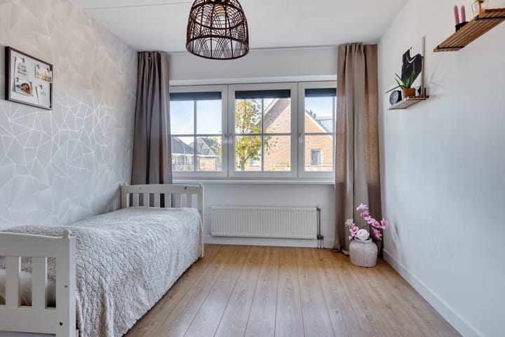 Photo 24 of Kruiskamplaan 157