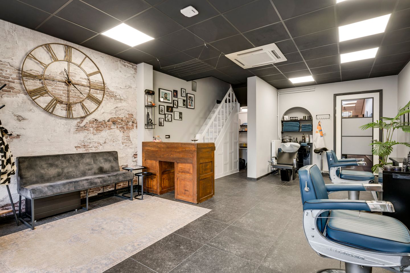 View photo 4 of Maaspoort 10