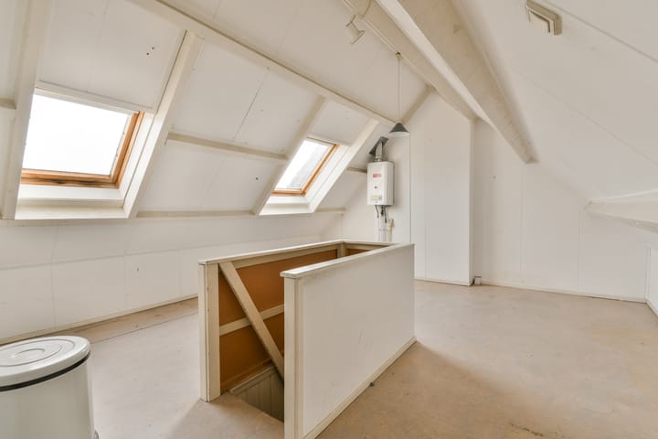 Foto 20 van Bloemveldlaan 48