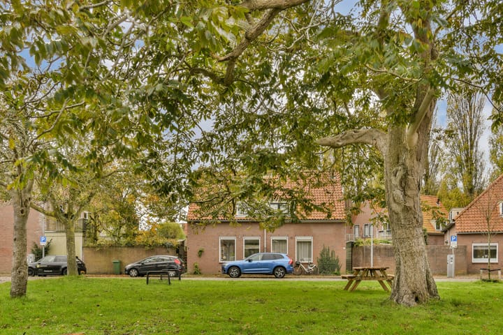 Foto 23 van Bloemveldlaan 48