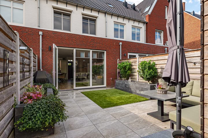 Foto 40 van Drieloper 9