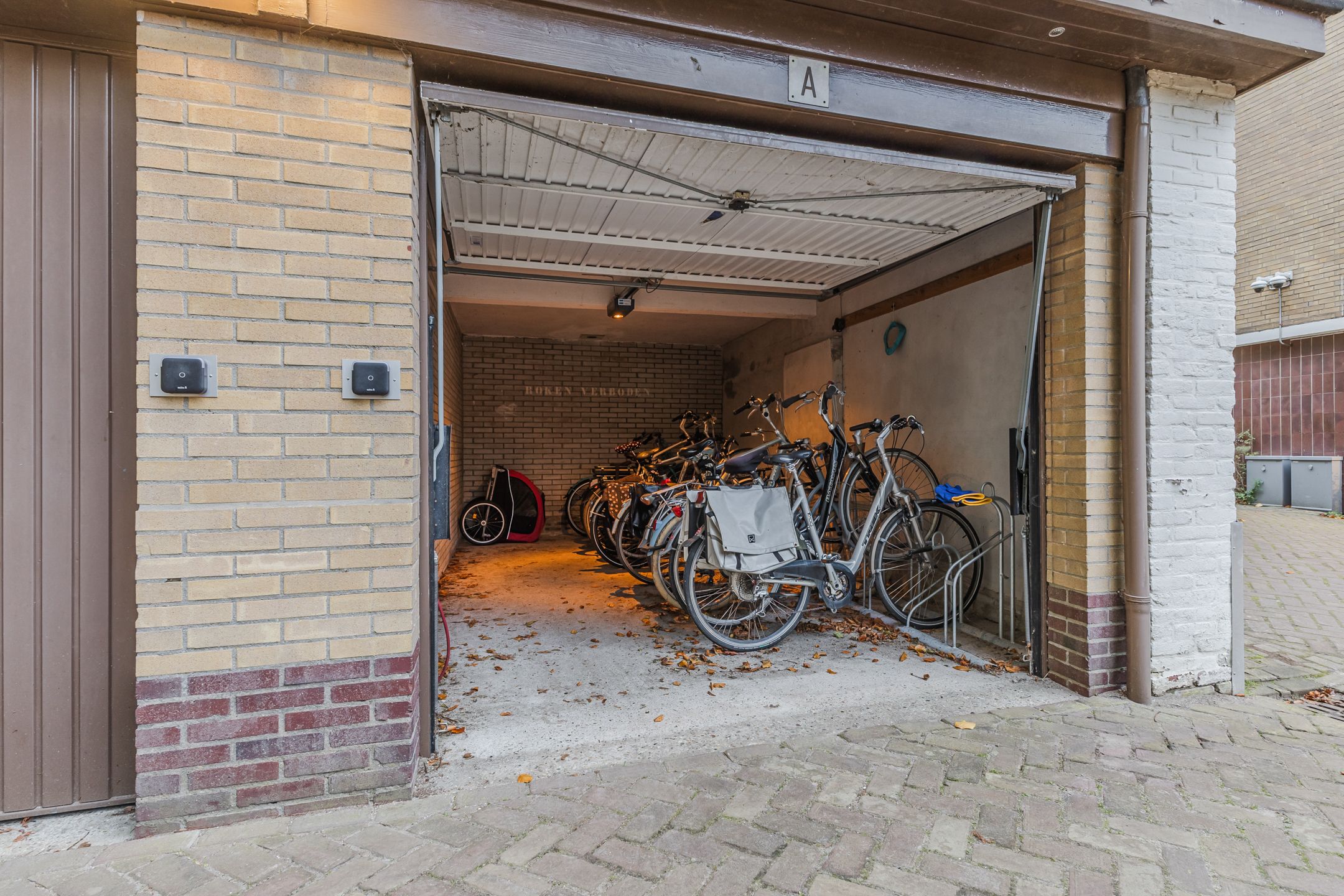 Foto 21 van Leidsestraatweg 15-318