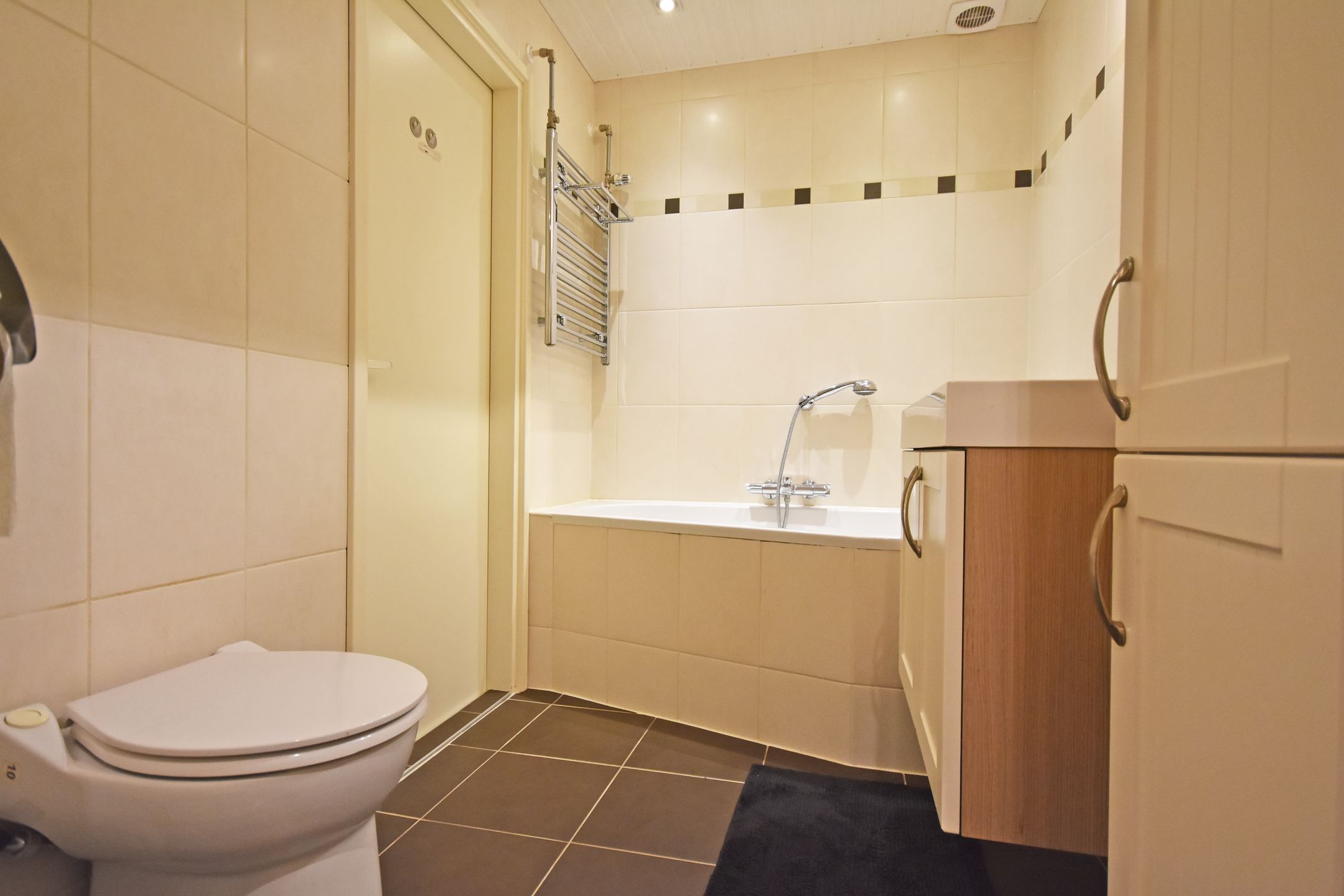 Foto 39 van Idsingha 9