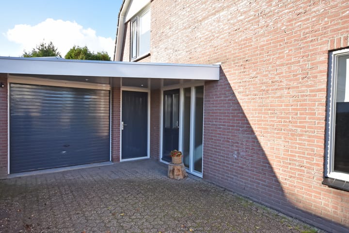 Foto 5 van Idsingha 9