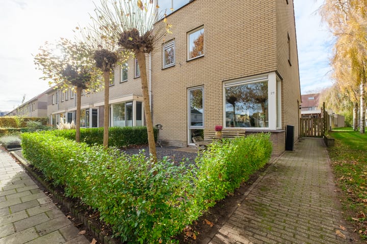 Photo 2 of Alexander Dubcekweg 29