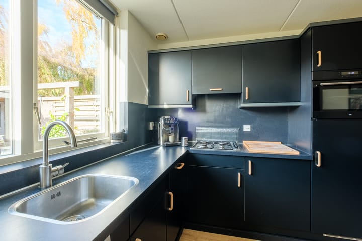 Photo 8 of Alexander Dubcekweg 29