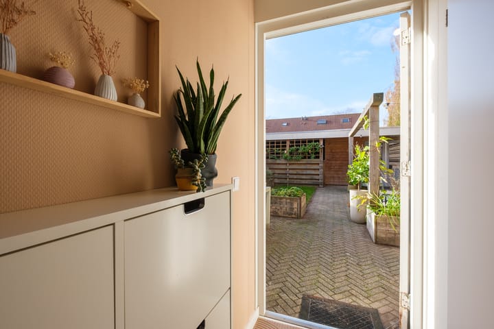 Photo 23 of Alexander Dubcekweg 29