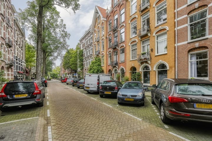 Foto 30 van De Genestetstraat 9-3