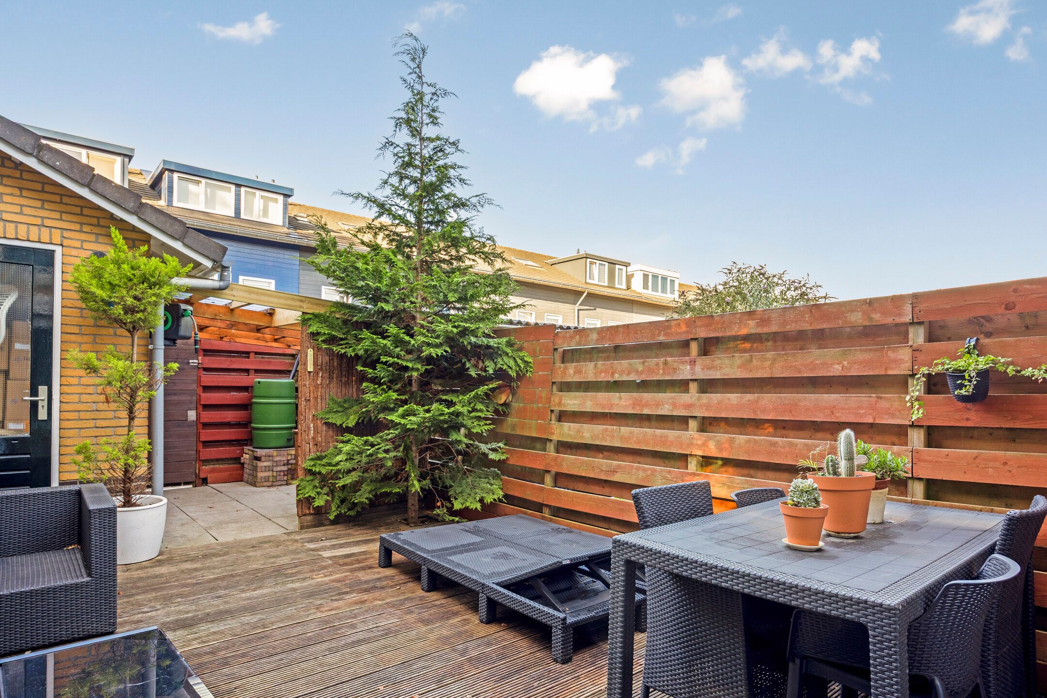 Foto 21 van Februaristraat 1