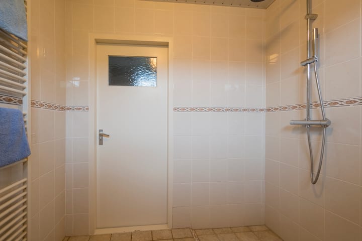 Photo 18 of Essenlaan 3