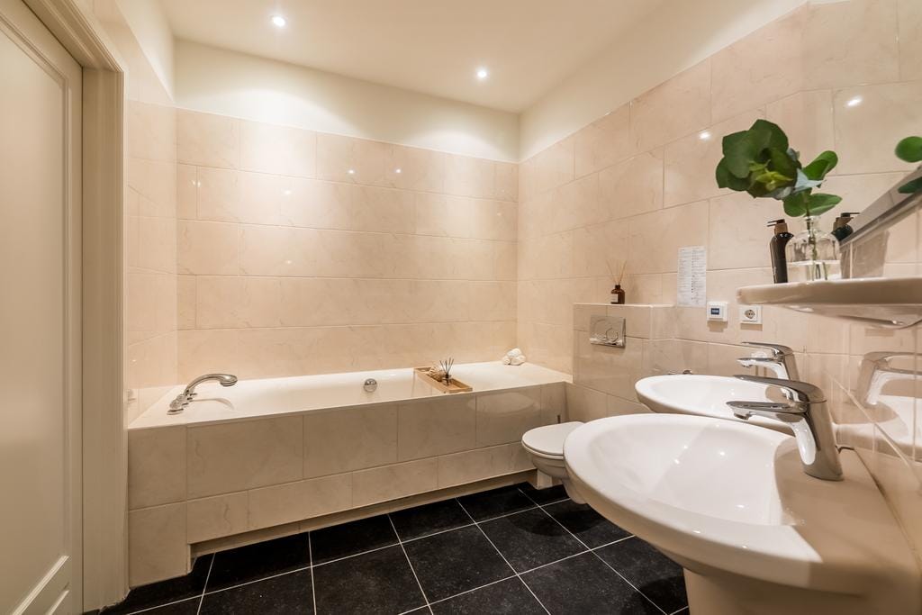 Foto 33 van Minervaplein 2-H