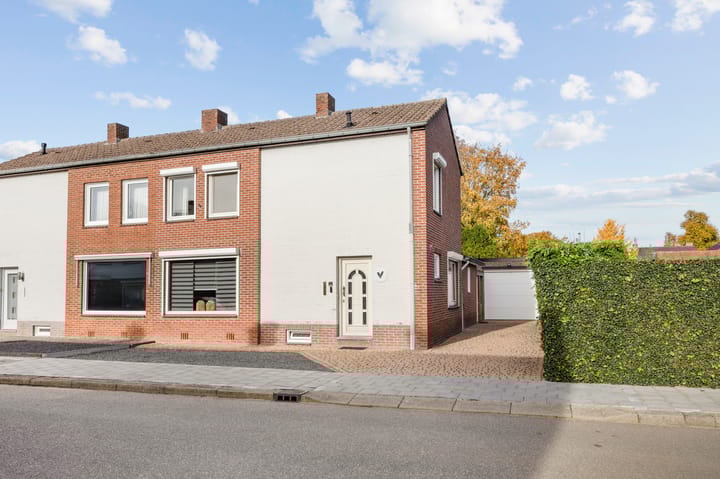 Photo 5 of Prinses Irenestraat 11