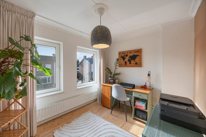 Photo 28 of Prinses Irenestraat 11