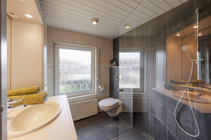 Photo 32 of Prinses Irenestraat 11