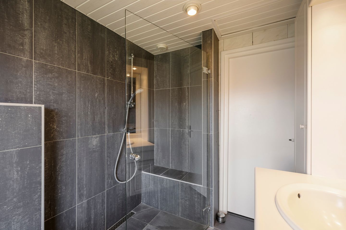 Foto 34 van Prinses Irenestraat 11