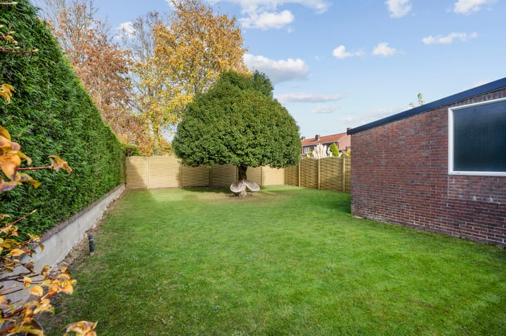 Photo 43 of Prinses Irenestraat 11