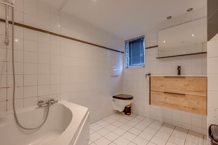 Photo 18 of van Hattumstraat 28