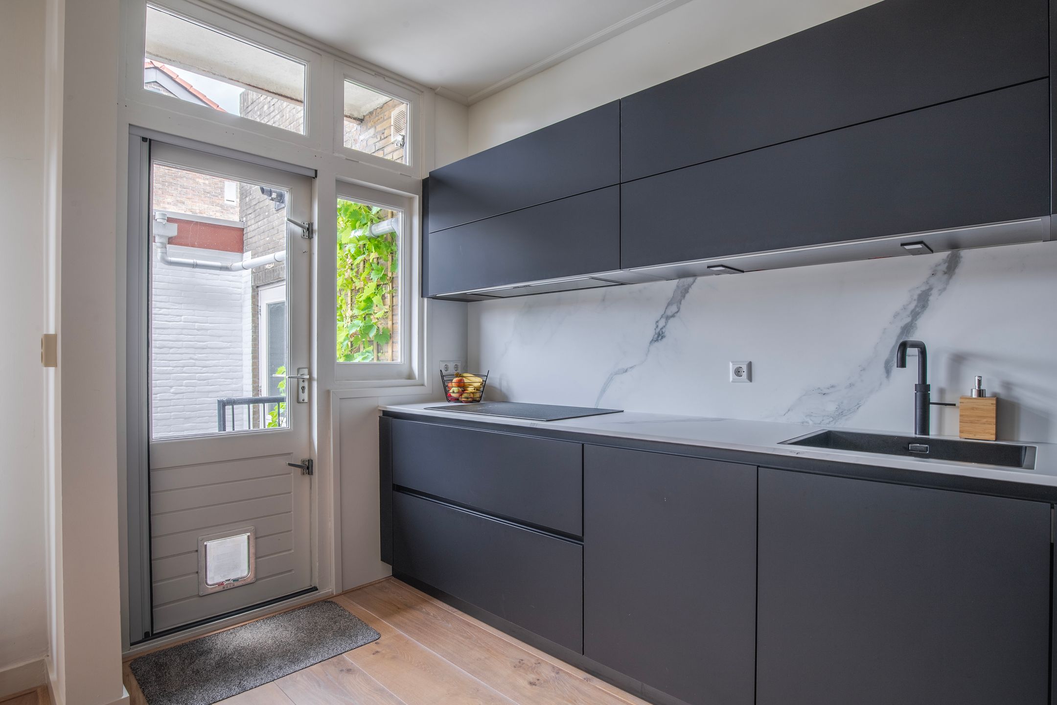 Foto 15 van Johan de Wittlaan 113