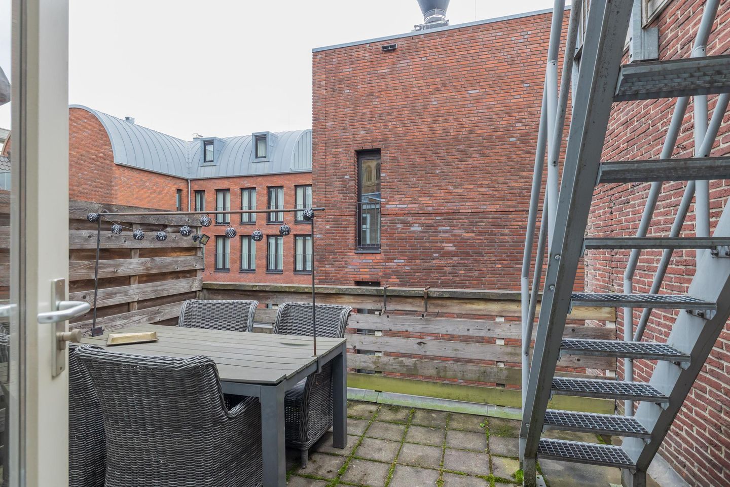 Photo 29 of Lange Veerstraat 11-RD