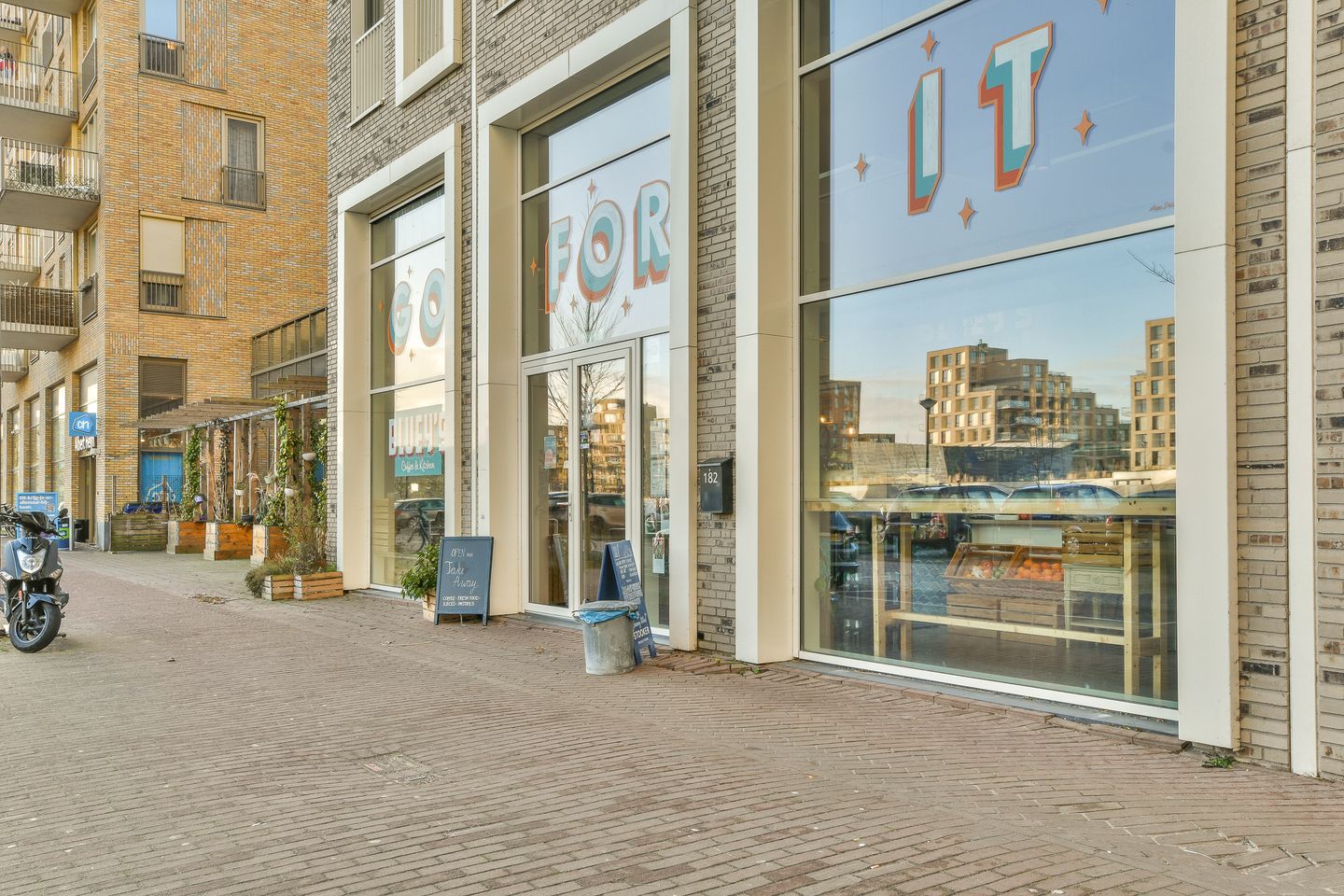 Foto 35 van Eef Kamerbeekstraat 554